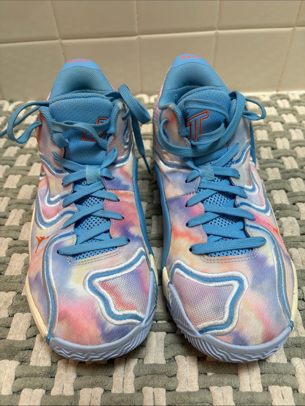 Nike Kids Blue Tie-Dye Jordan Tatum, three Athletic Sneakers size 6.5 youth